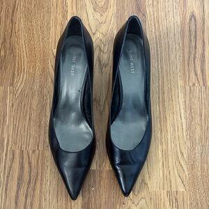 Nine West Classic Black Pointed Toe Heels